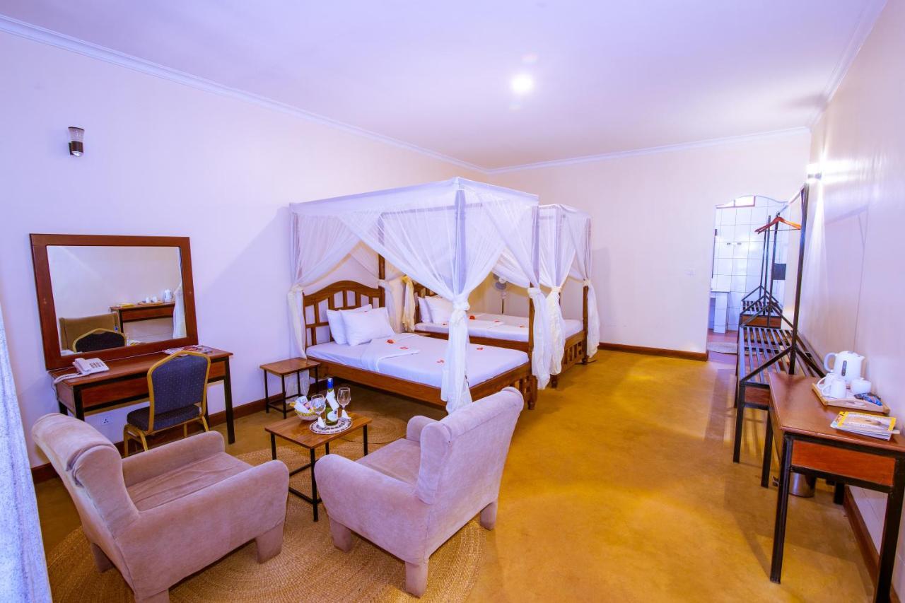 Eileen'S Trees Inn Karatu Zewnętrze zdjęcie